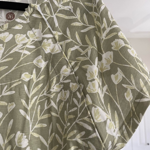 kindred bravely labor delivery maternity hospital gown - Picture 2 of 3